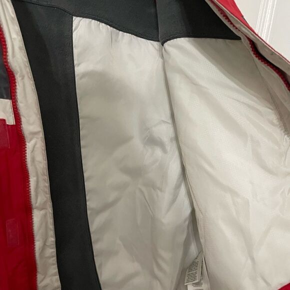 Columbia jacket  - Picture 8 of 12